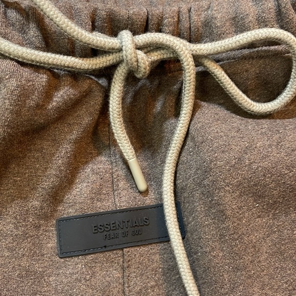 fear of god essentials 2024 heather wood sweatpants - Picture 5 of 10